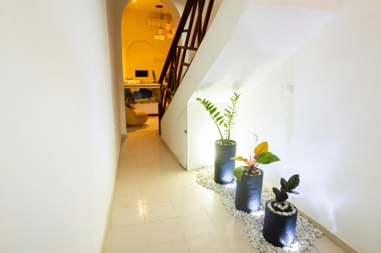 Hotel Mangata Картахена Экстерьер фото