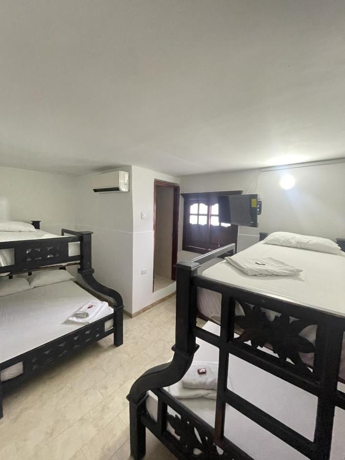 Hotel Mangata Картахена Экстерьер фото